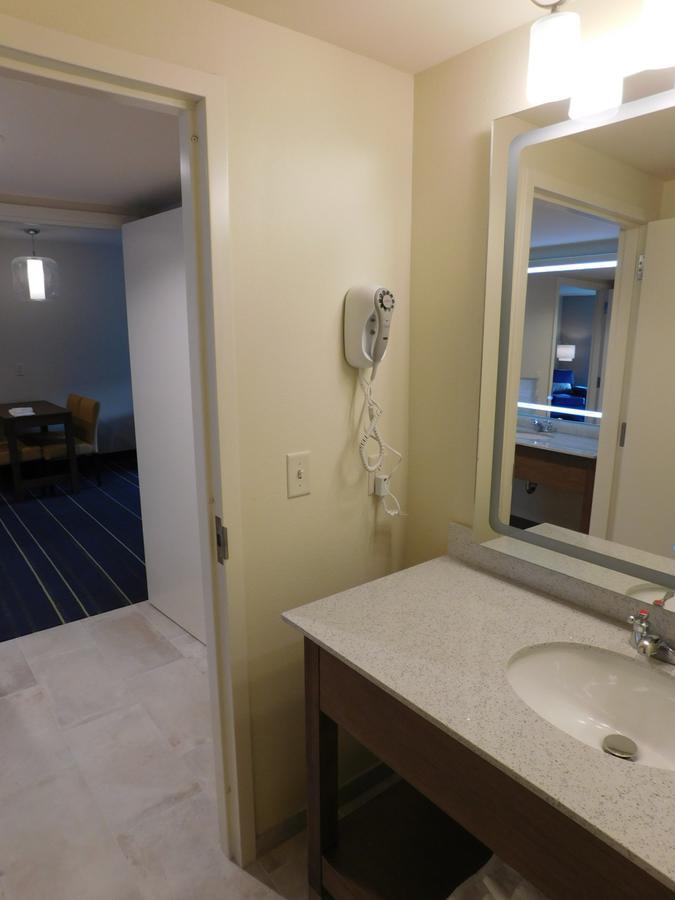 Days Inn & Suites By Wyndham Kearney Ne Exteriör bild